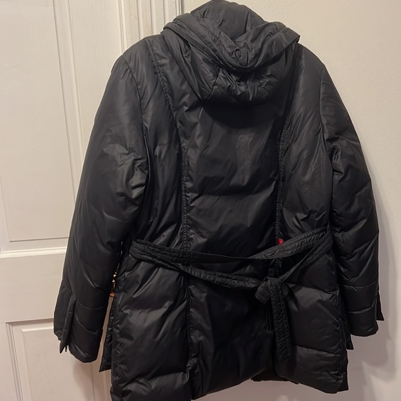 Maternity puffer coat - Picture 4 of 8